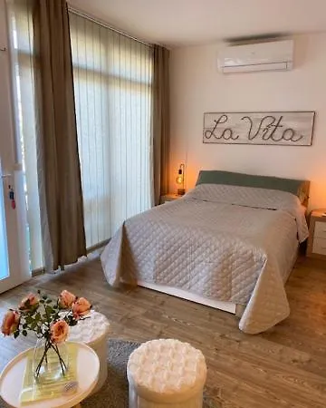 La Vita Apartman بالاتونفوريد