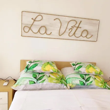 La Vita Apartman شقة بالاتونفوريد